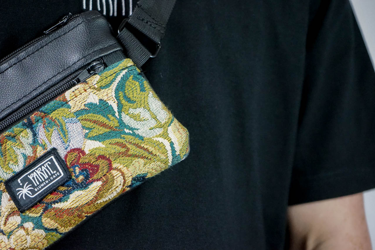 Parat x BlumenCafé SideBag